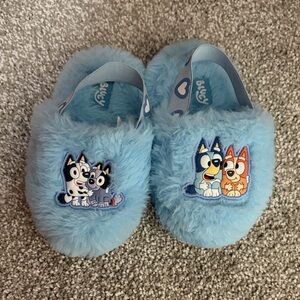 Bluey Kids Fluffy Slippers - Blue
